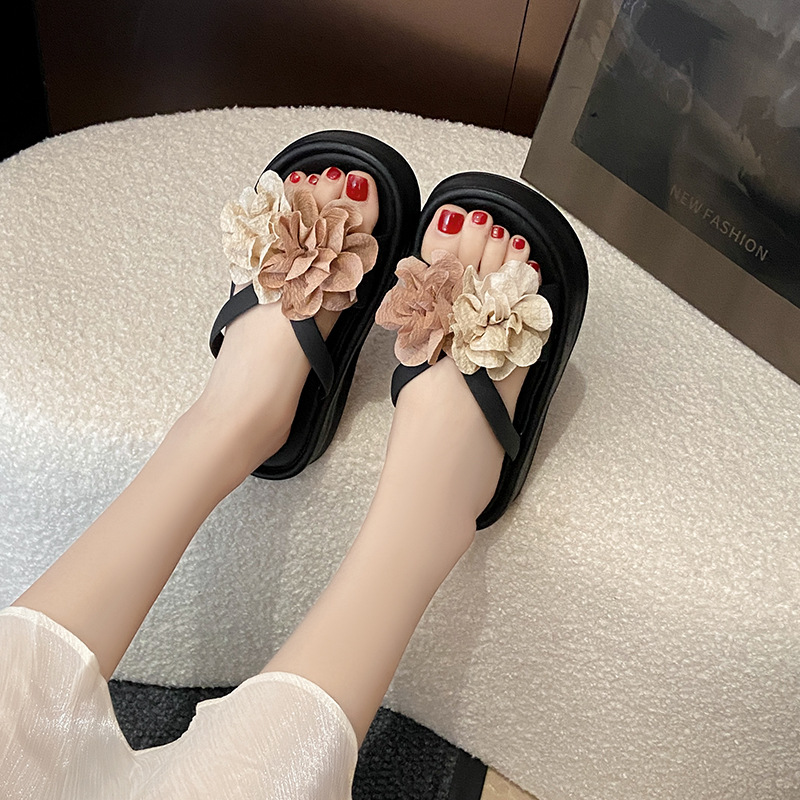 صنادل ذات نعل سميك مزهّر بلوني - مراجعة Summer Clothing Korea وسعره